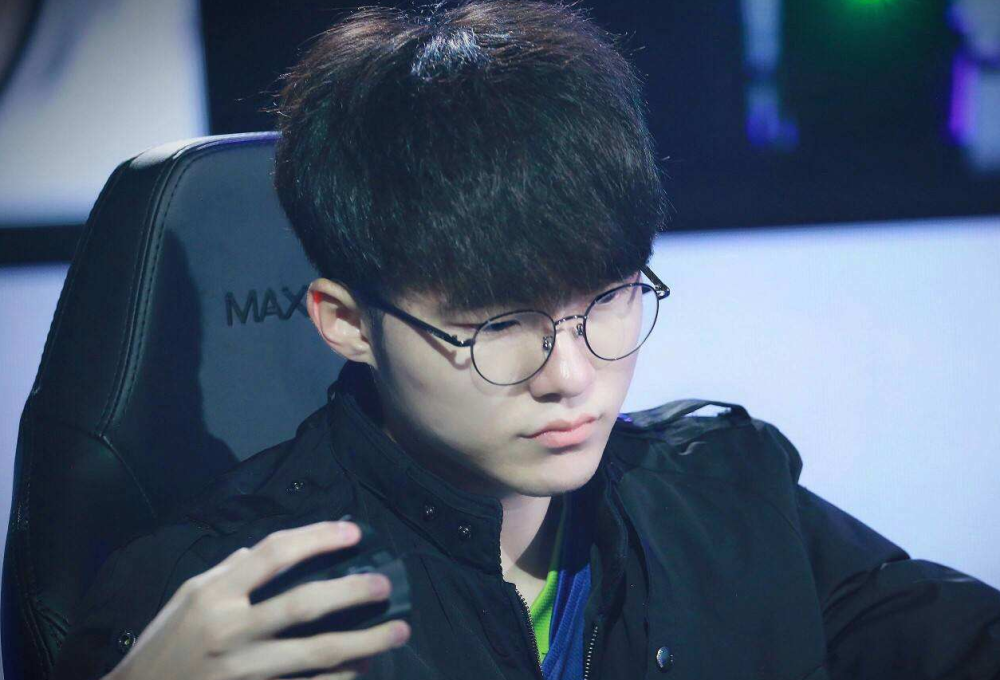 织与全场视 织与全场视