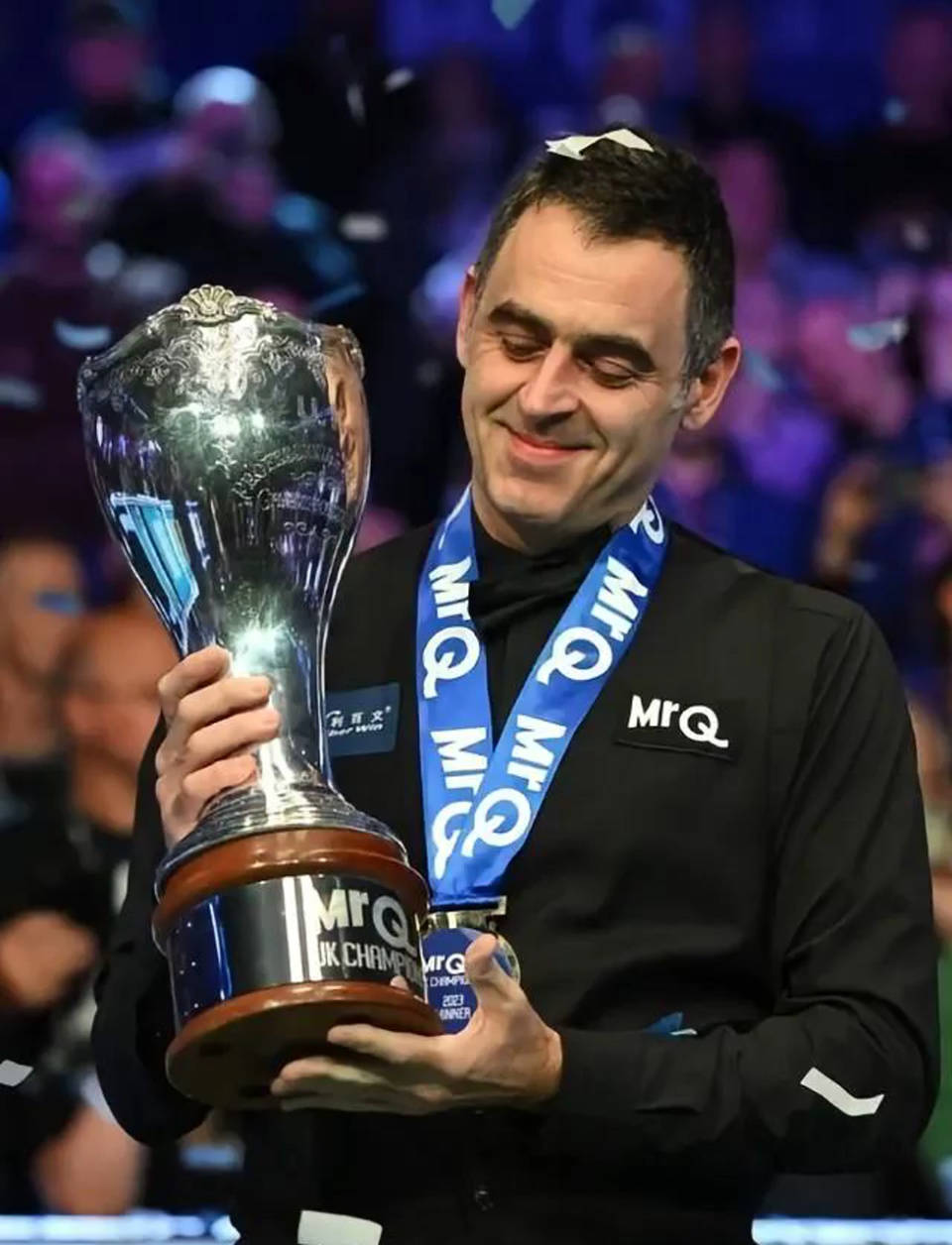 手反击的人 手反击的人