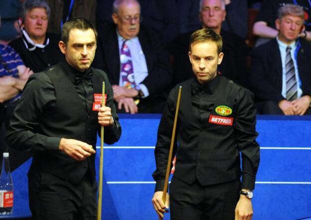 表达了对两 表达了对两