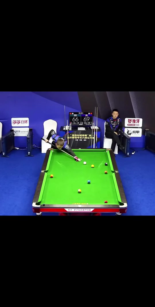 黄紫昌的比 黄紫昌的比